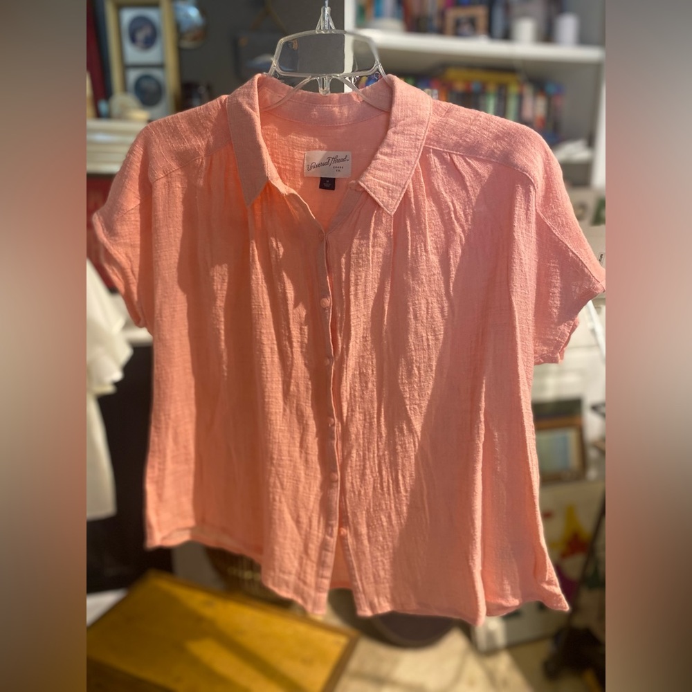 Universal Thread Button Down